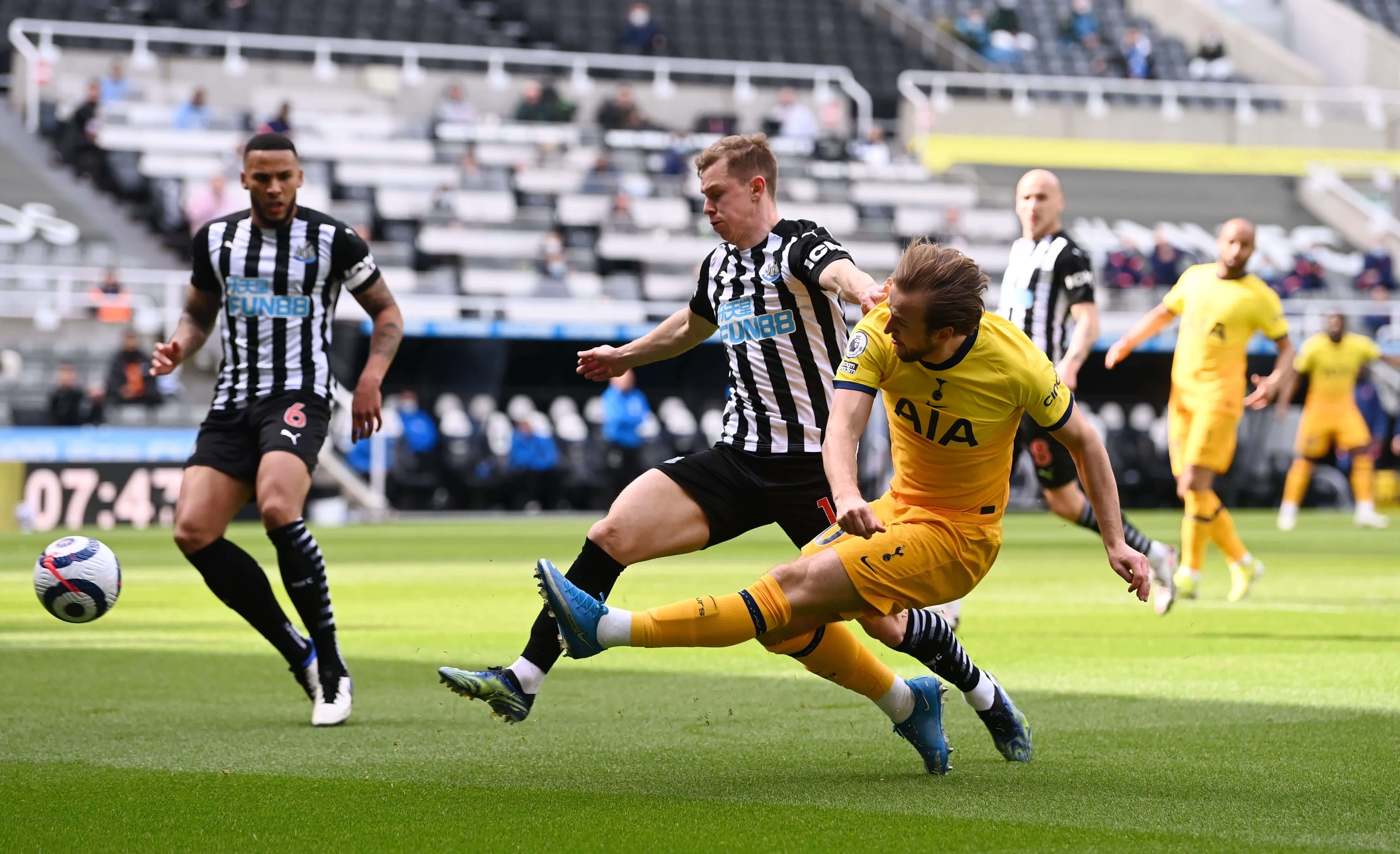 总是充满惊 总是充满惊