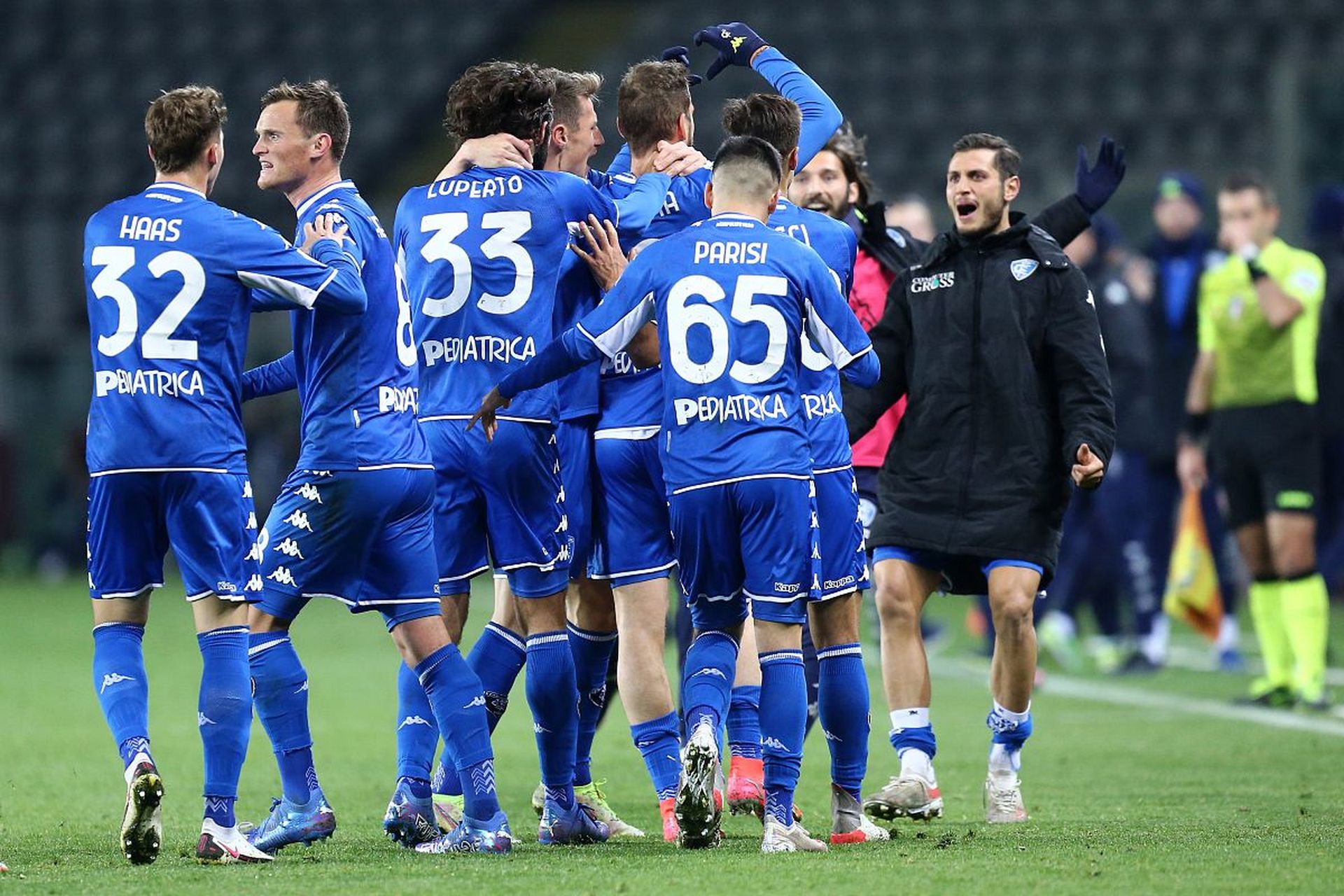 球队的深厚 球队的深厚