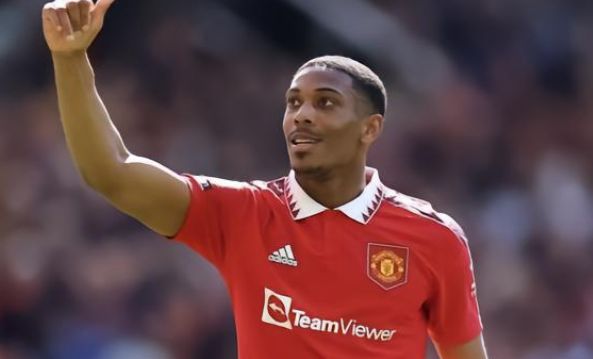 图片报：阿隆索仍然参与勒沃库森新赛季的所有规划.